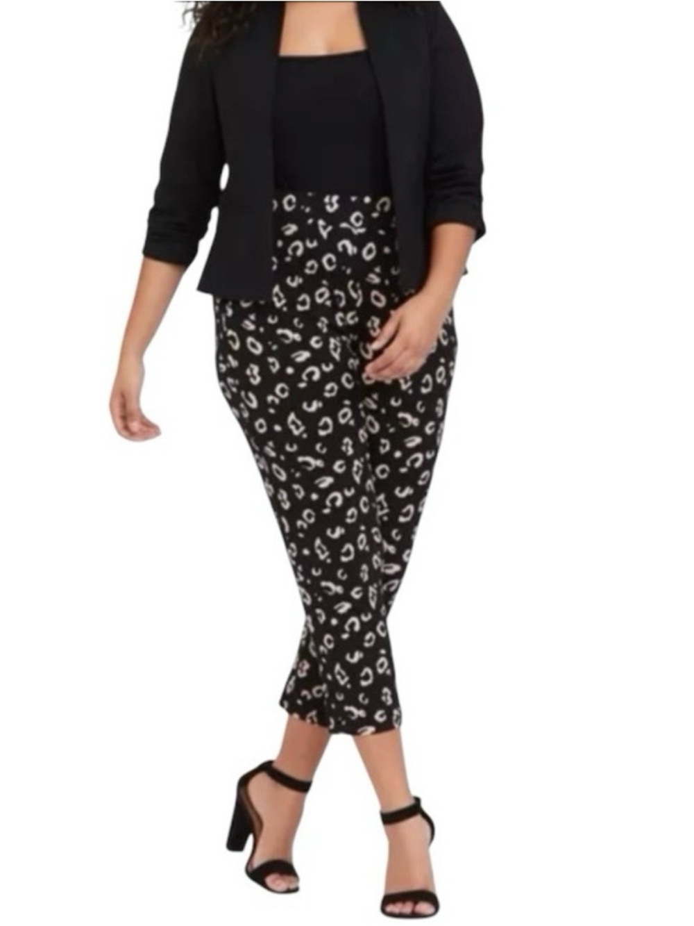 Torrid studio tapered pants black leopard print NWOT size 1X